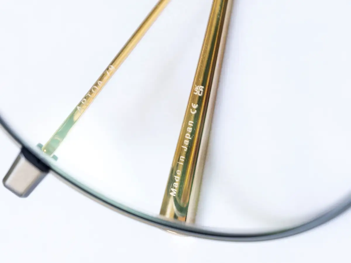 Detalle montura DITA Made in Japan — Dr. FOCUS Barcelona
