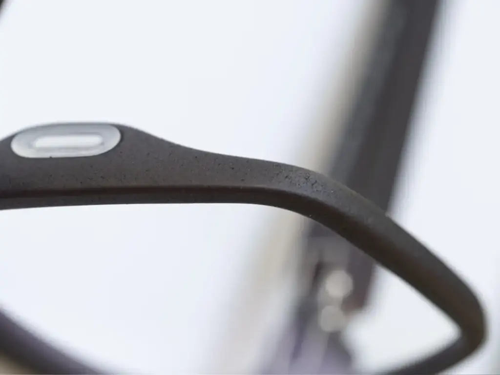 Detalle montura MYKITA MYLON — Dr. FOCUS Barcelona